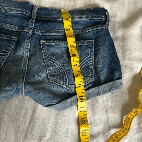 Hollister low rise denim shorts size 3 w26 - Picture 7 of 8